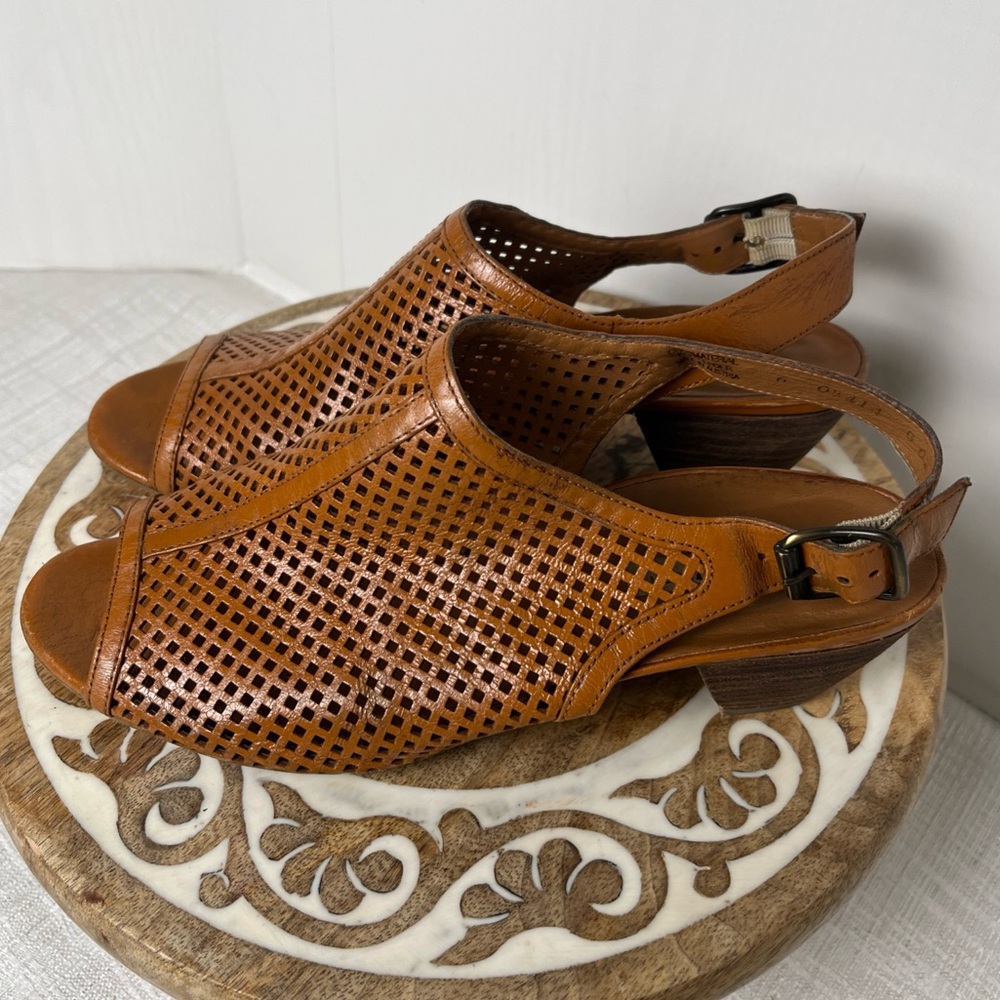 Paul Green Lois Slingback Perforated Leather Sandal Cognac Open Toe 6 UK 8.5 US - Picture 13 of 15